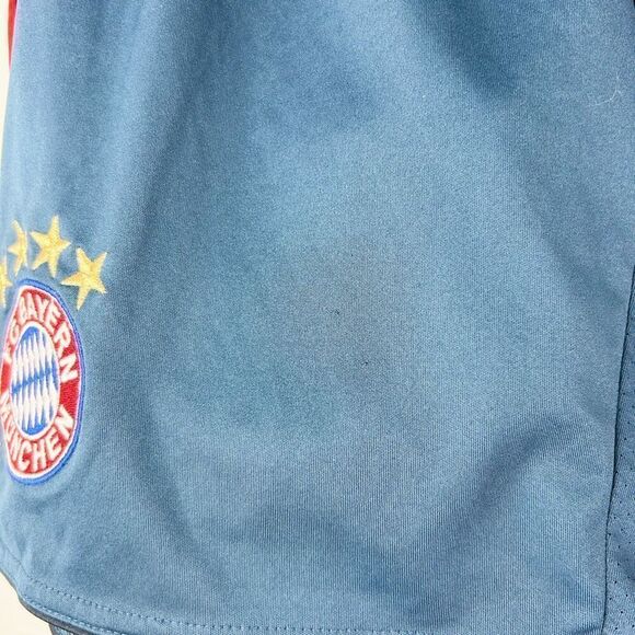 Adidas FC Bayern Munchen Climacool Shorts in Red Blue Black - Picture 3 of 8